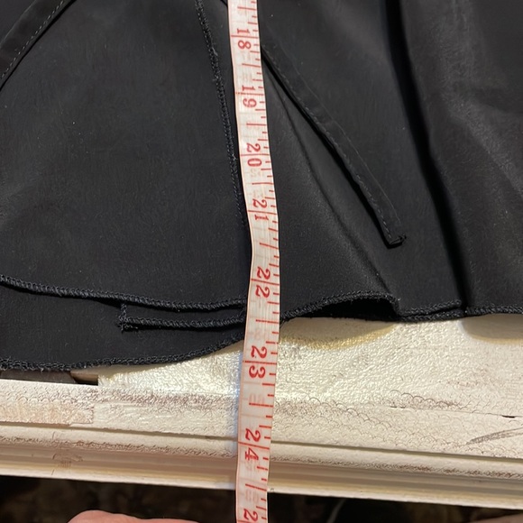 BEA CLASSICS black long sleeved blouse. Size 8. Detailed front. Vintage style. - Picture 12 of 15